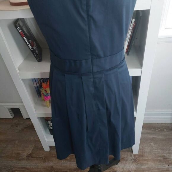 Theory Kaien Pleated Sleeveless Dress Navy Blue Fit and Flare size 6 - Picture 9 of 12